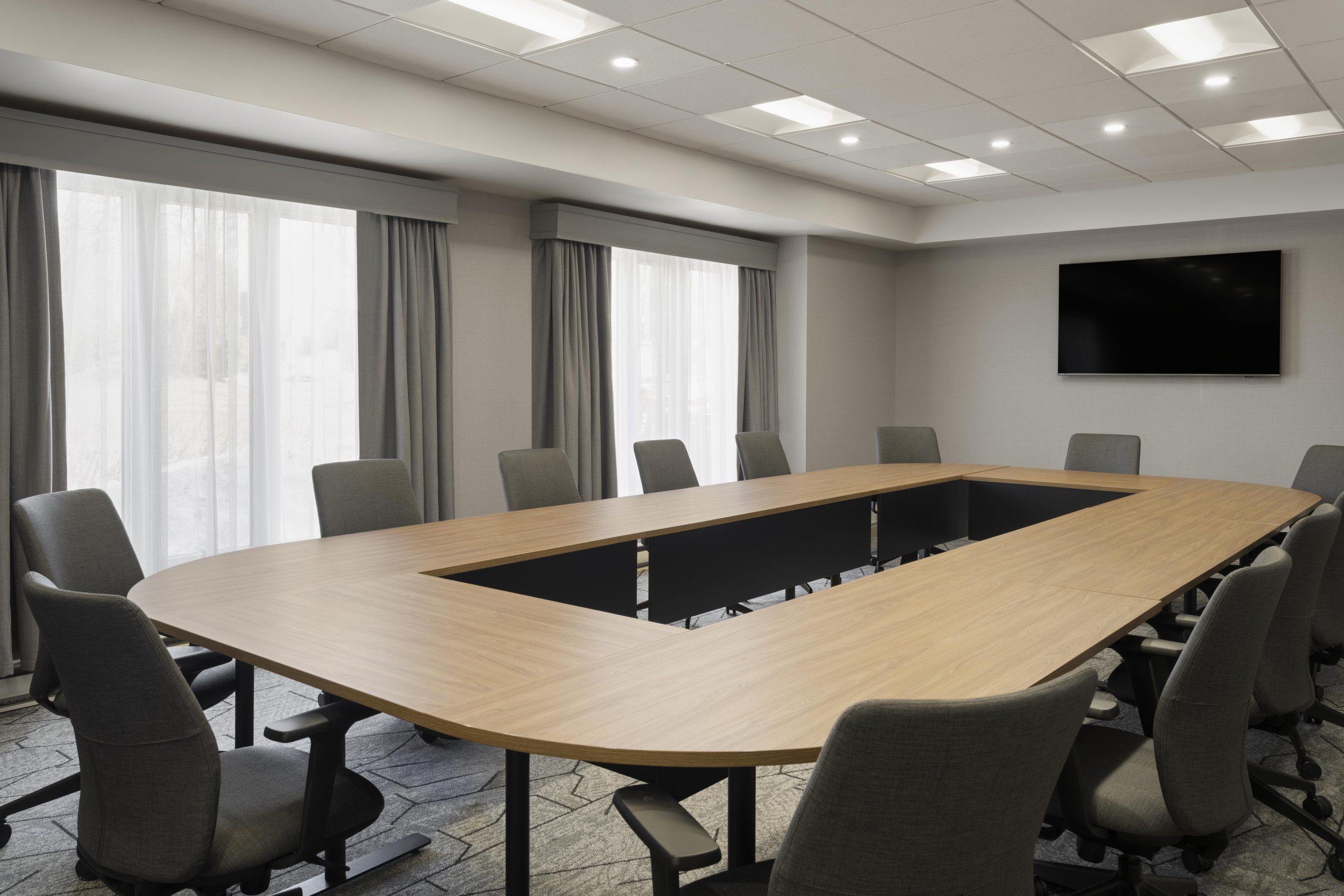 67007 Laurier - Meeting Room 4